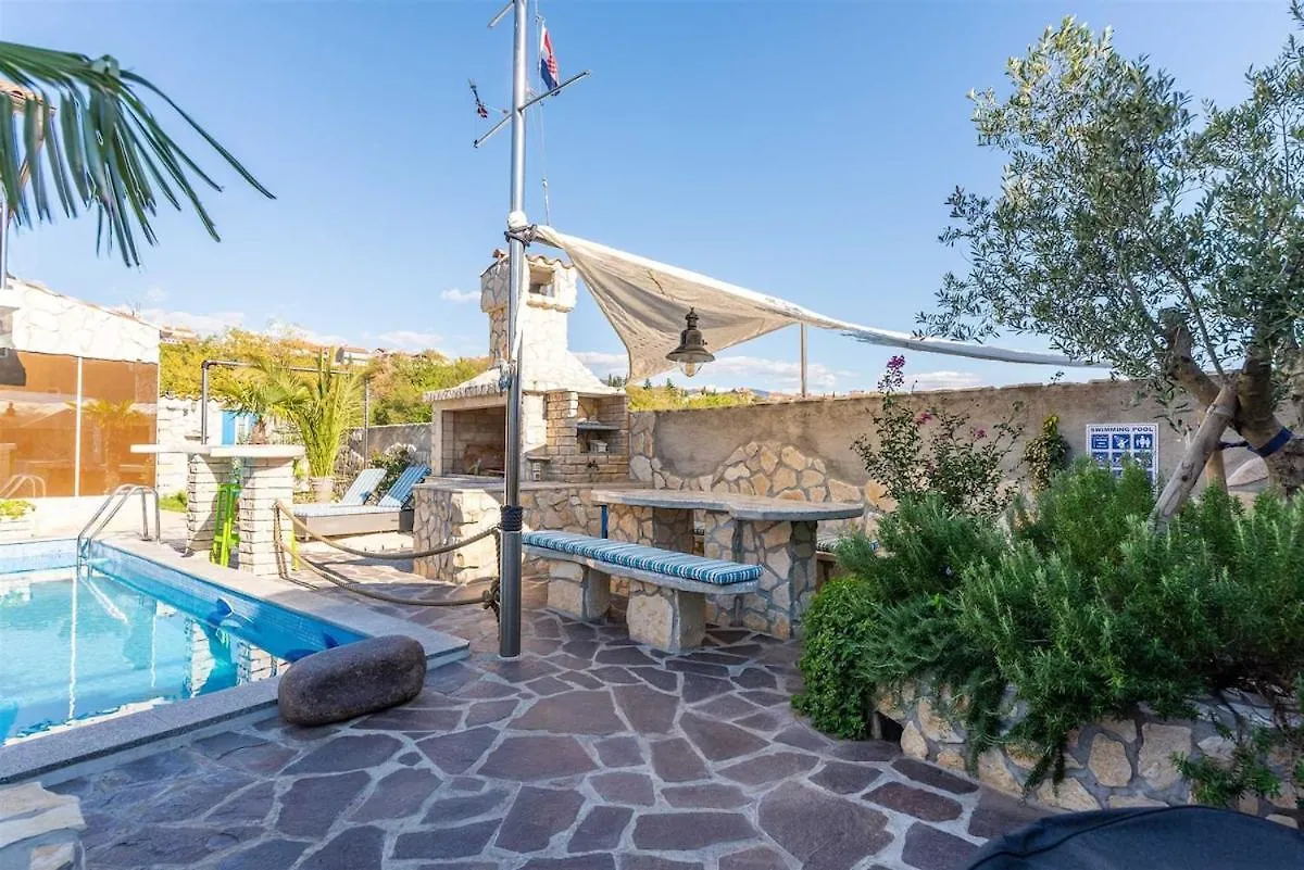 Villa Lea Lana Vinodol By Aneo Travel Novi Vinodolski