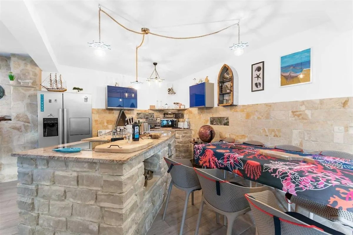 Villa Lea Lana Vinodol By Aneo Travel Novi Vinodolski